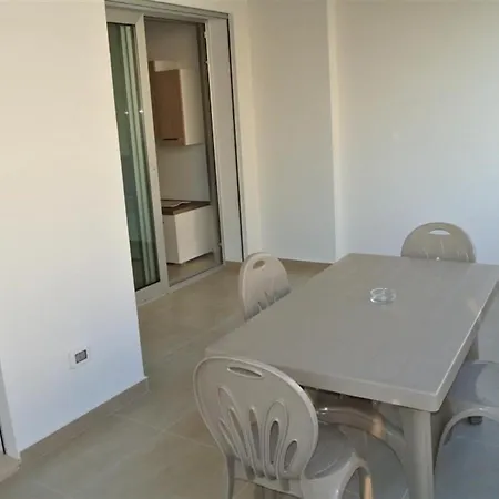 Coastal With Spacious Terrace * 比比翁
