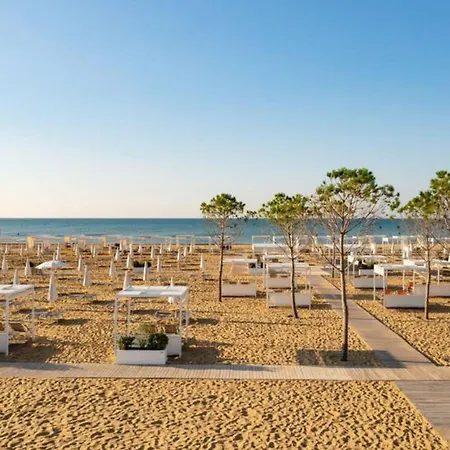 Coastal With Spacious Terrace * 比比翁